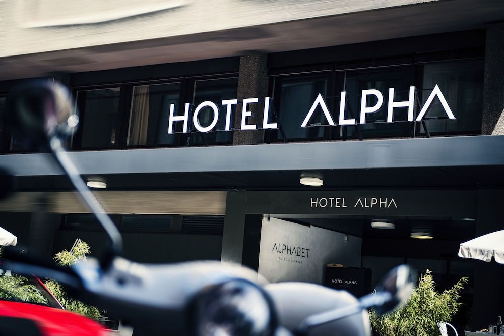 Hotel Alpha 1