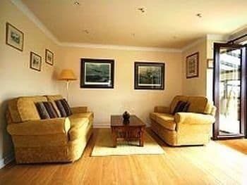 Tan-Yr-Onnen Guest House 2