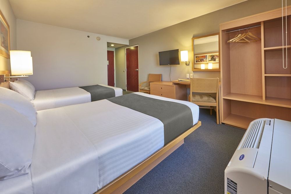 City Express Nogales 3