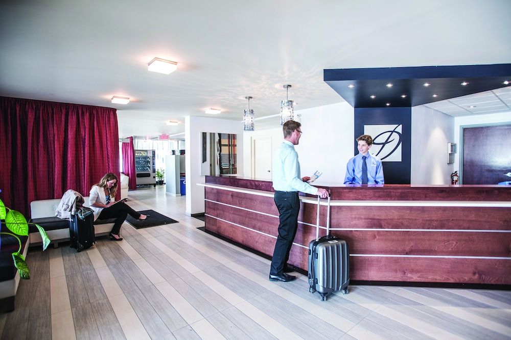 Centre Hôtelier Deville 2