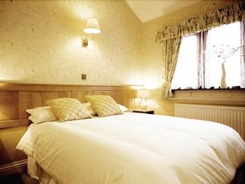 Leeming Wells - Guest House 2