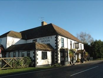 The Hunters Moon - Inn