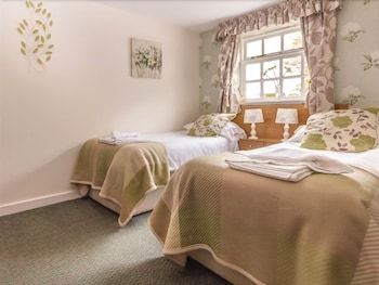 The Greyhound Wigginton 2