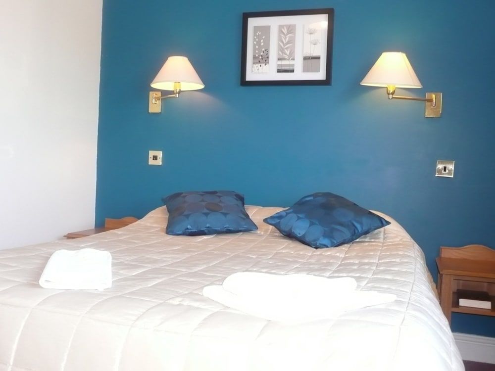 Bailey Ground Hotel 3