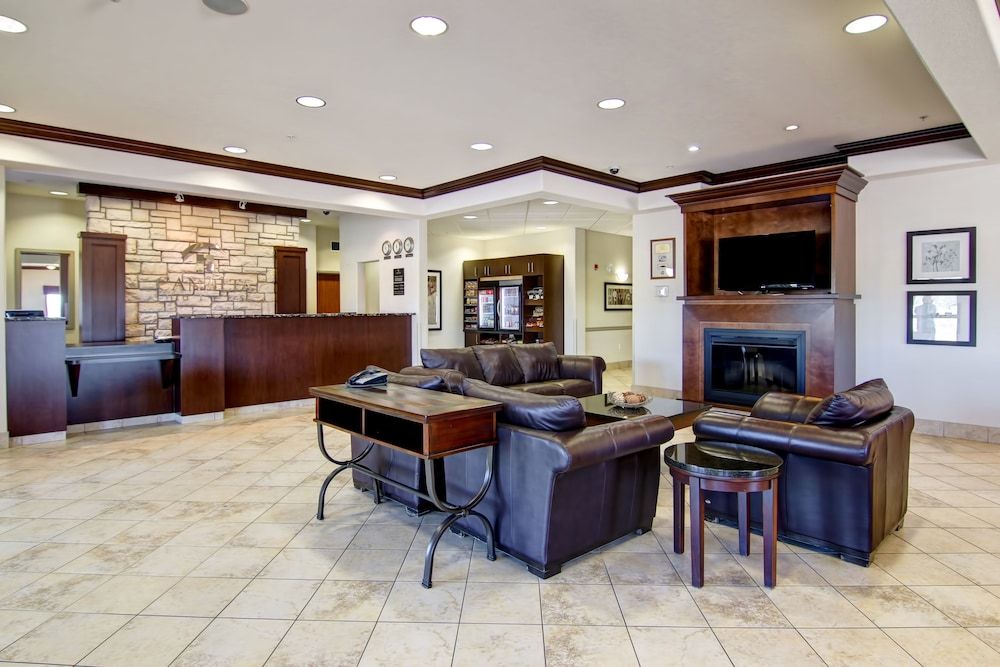 Tisdale Canalta Hotel 2