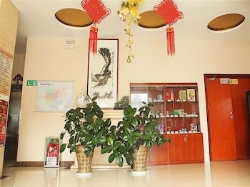 GreenTree Inn JiNan Bus Terminal Station Express Hotel 2