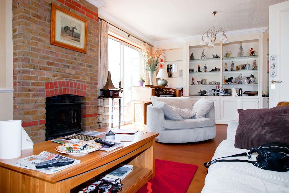 Elmcroft Guest House 2