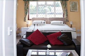 Elmcroft Guest House 3