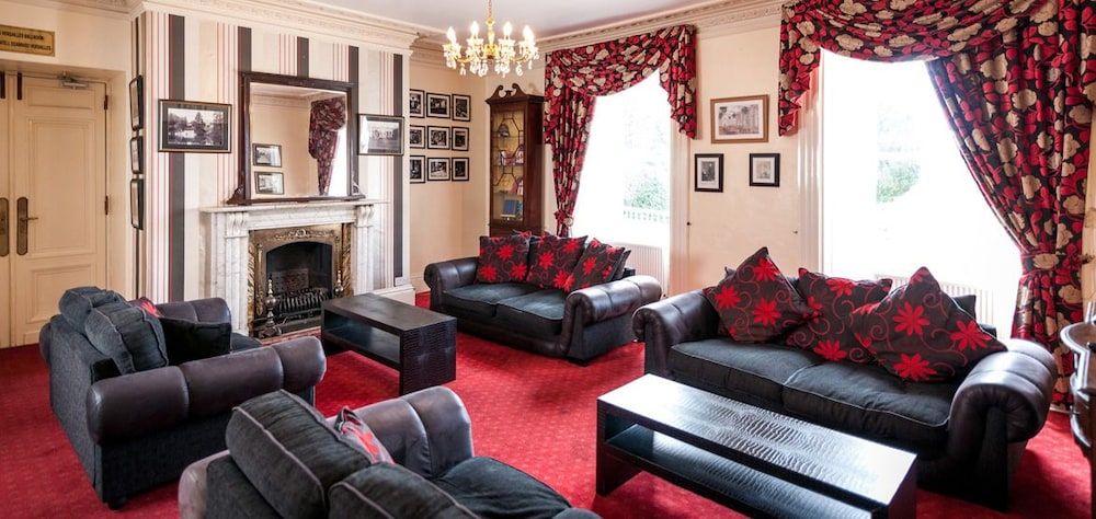 Court Colman Manor 3