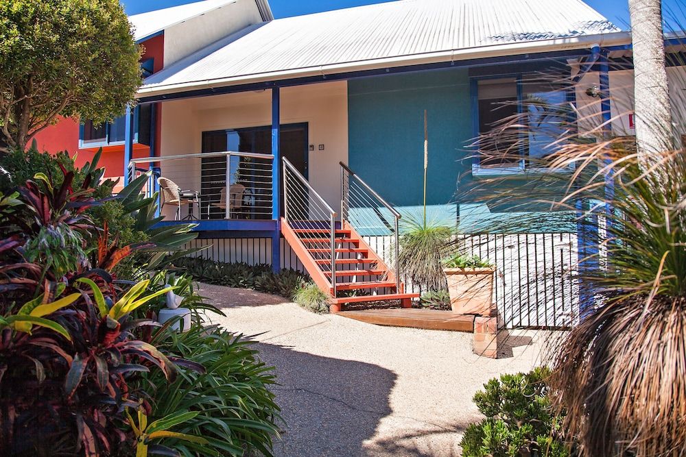 Clubyamba Beach Holiday Accommodation - Adults Only 3