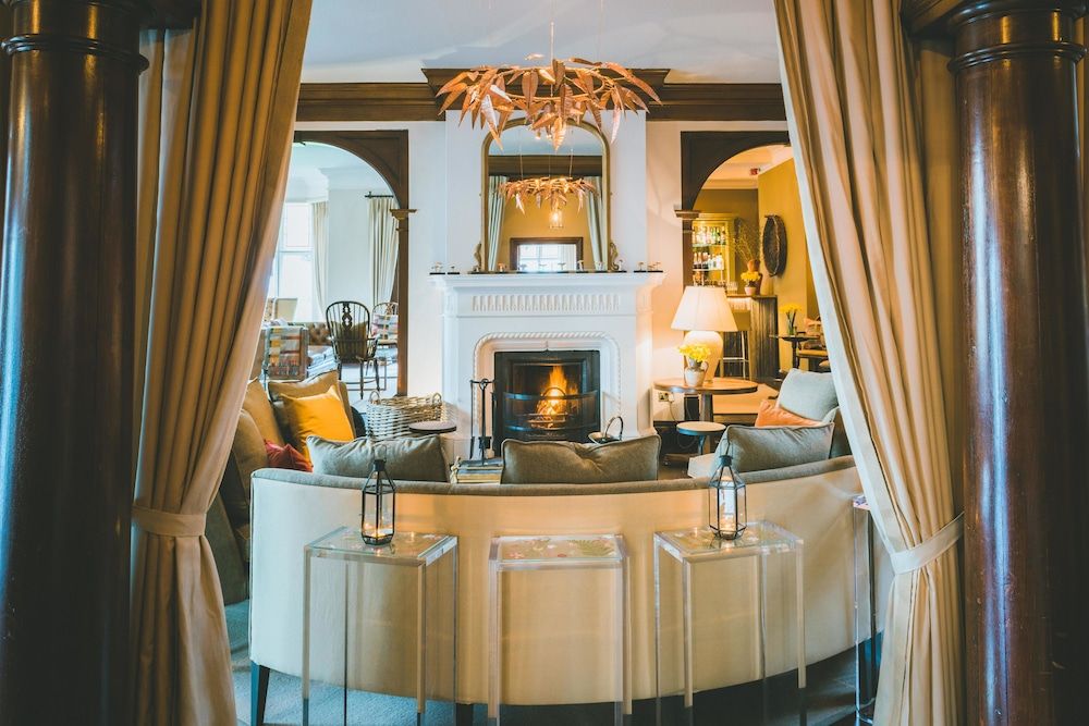 The Coed-Y-Mwstwr Hotel 2