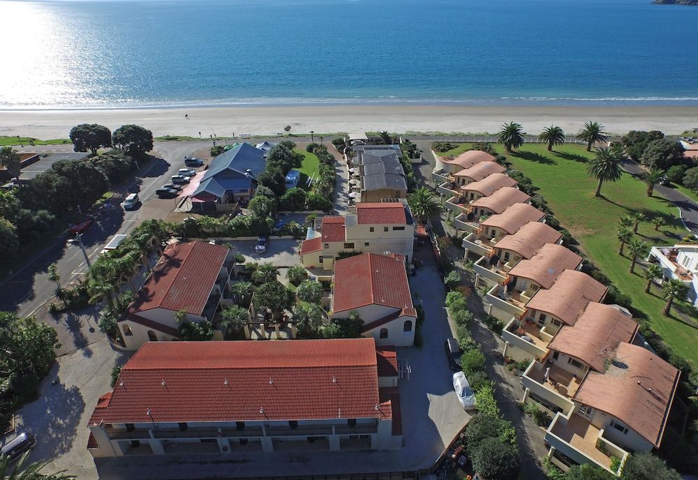 Onetangi Beach Apartments