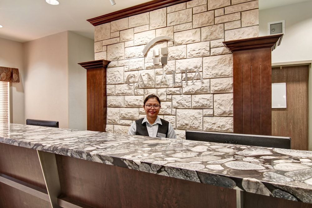 Weyburn Canalta Hotel 2