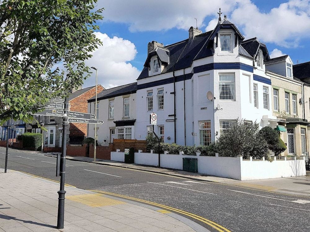 Atlantis Guest House -1 estrellas en South Shields