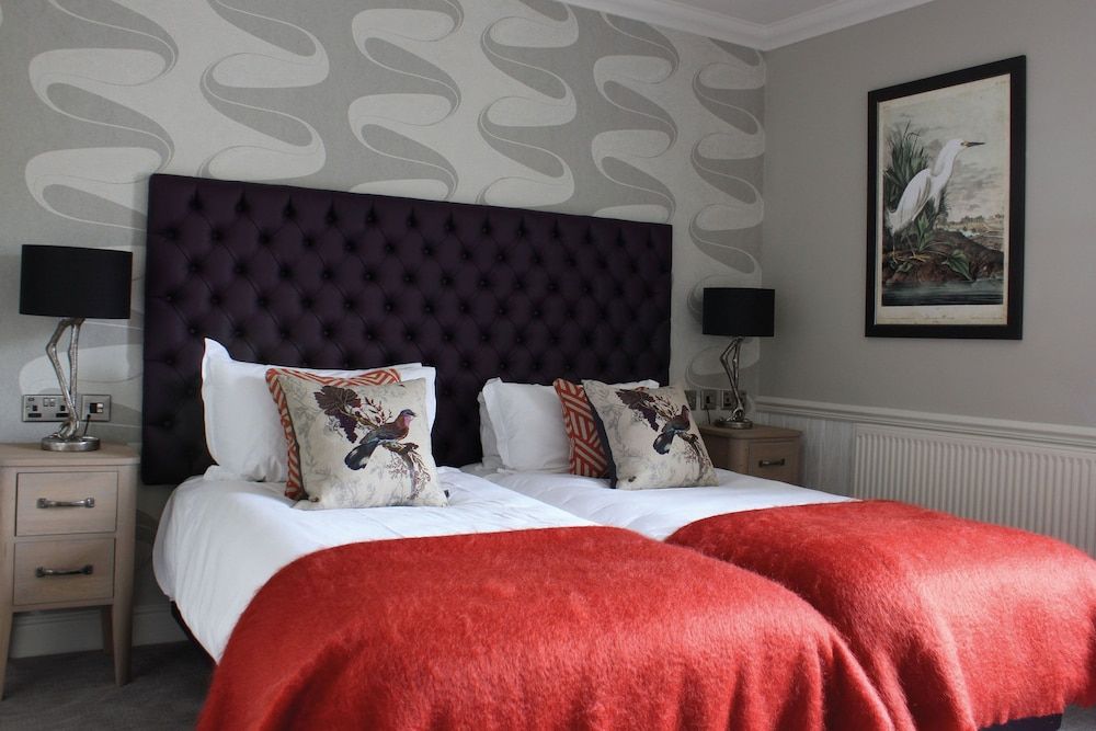 The Millstone, Mellor 2