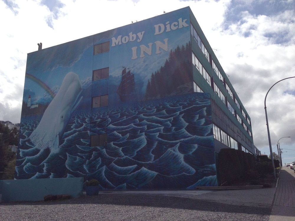 Moby Dick Inn
