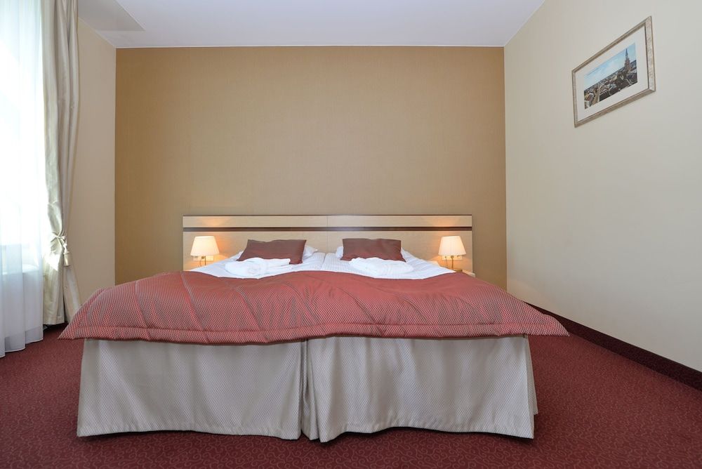 Old Mill Conference Hotel 3