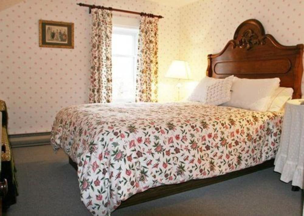 Hillsdale House Inn 3