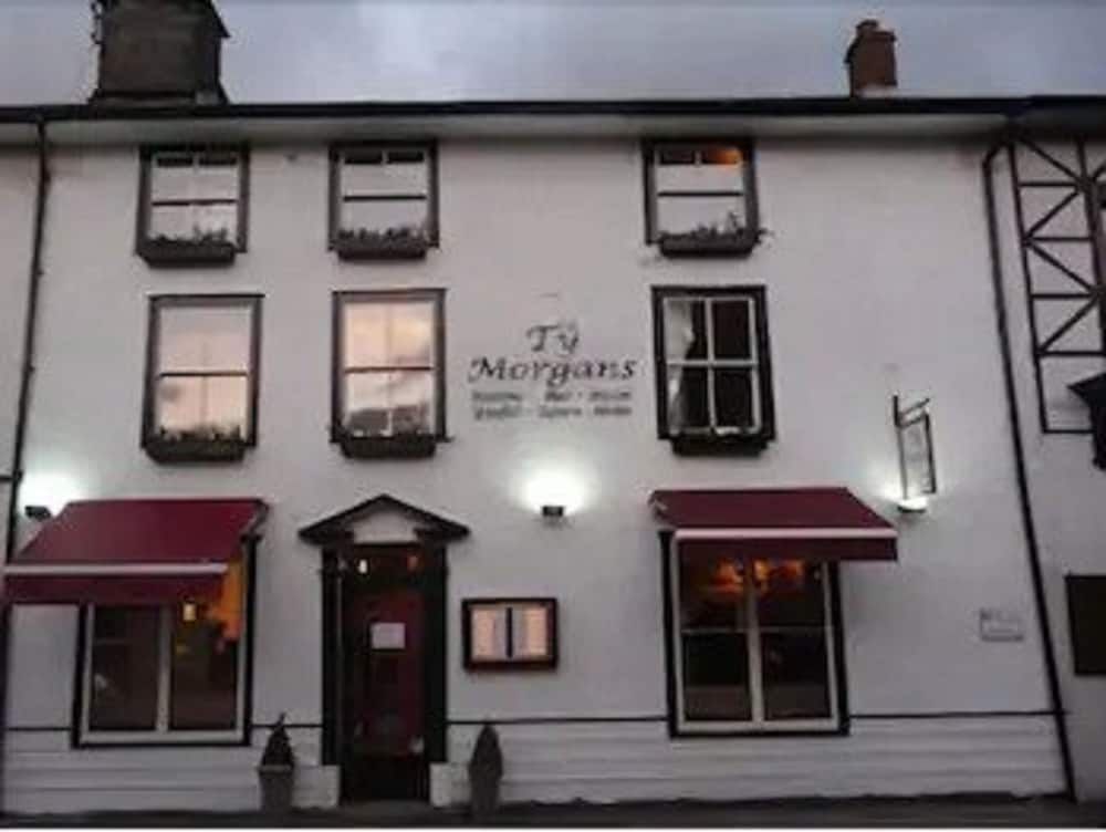 Ty Morgans Apartments