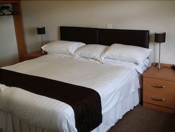 Begelly Arms Hotel 3