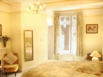 Clairmont Guest House 2