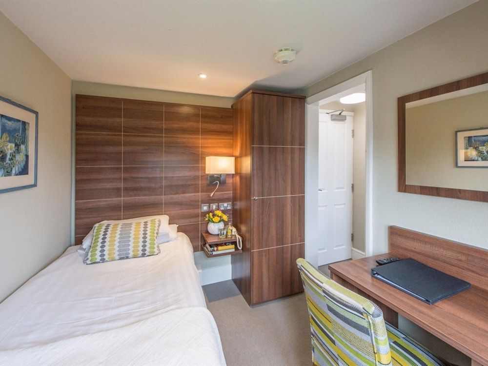 The Cliffe at Dinham 2