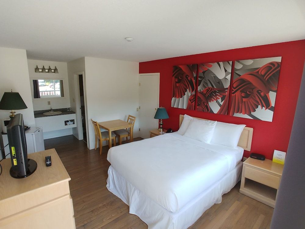 The Lund Resort at Klah ah men 3