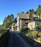 Ravenstone Manor