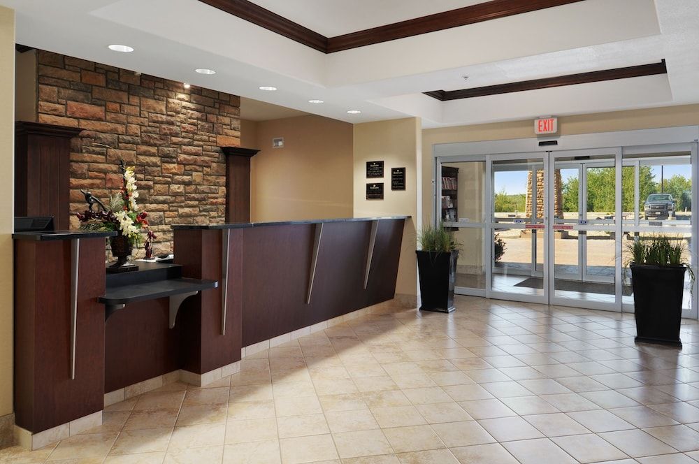 Ramada by Wyndham Lac La Biche 2