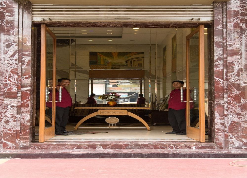 Sarovar Portico Kalupur 1