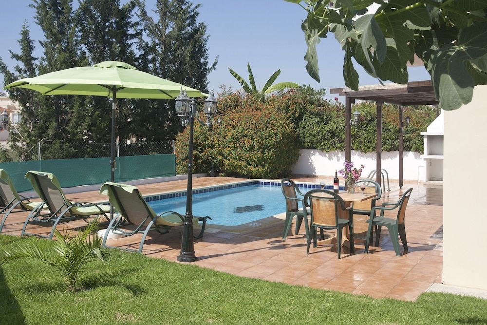 Reginas Exclusive Villas -1 estrellas en Oroklini