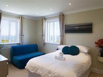 Elements Hotel & Restaurant 2 Elements Hotel & Restaurant 2