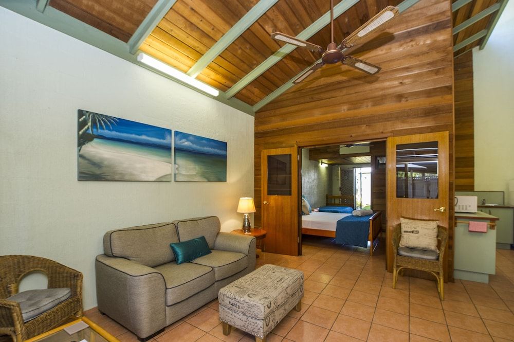 Island Leisure Resort 3