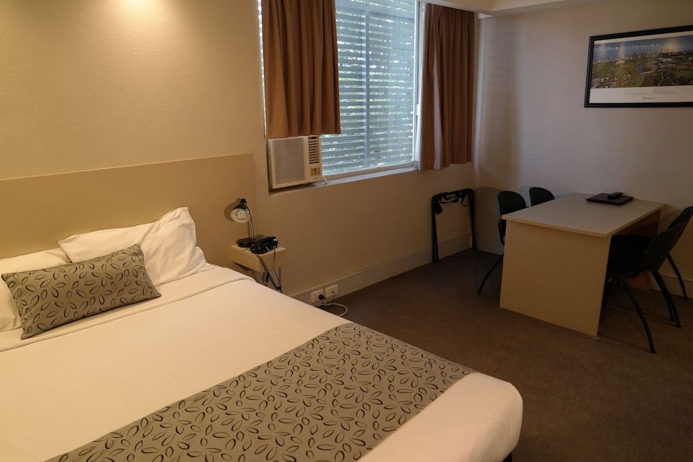 Parkville Place Serviced Apartments 3