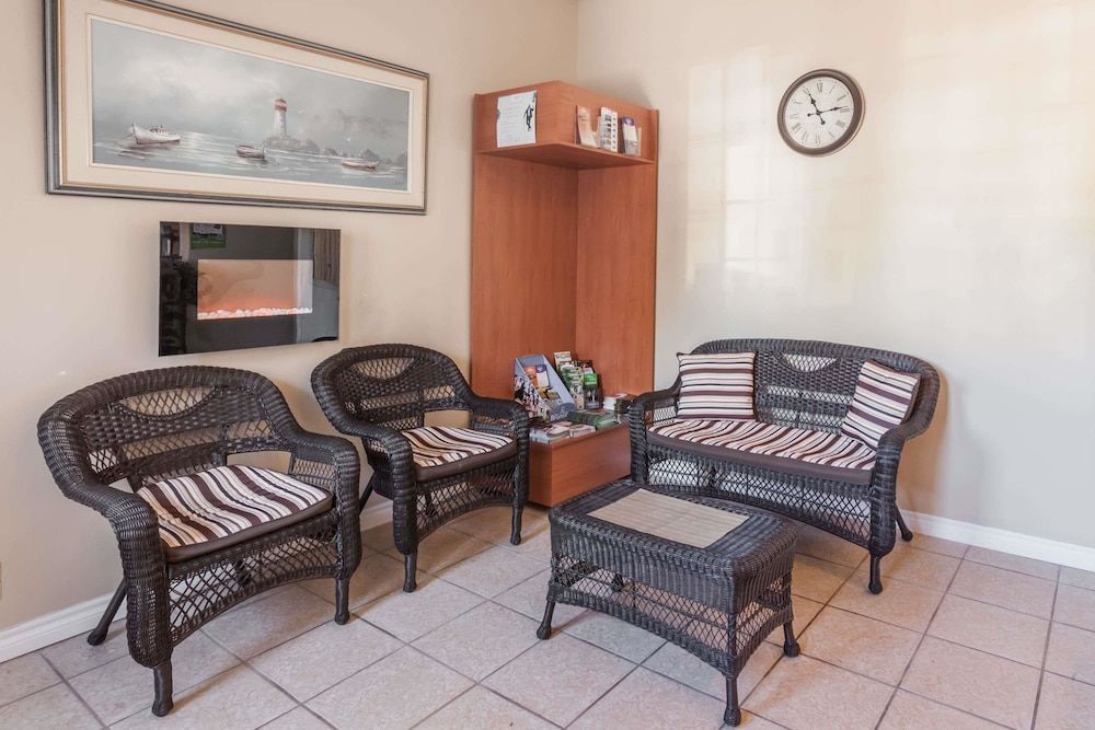 Knights Inn Fredericton 3