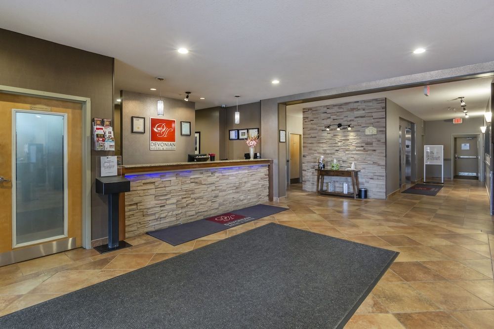 Devonian Hotel & Suites 3