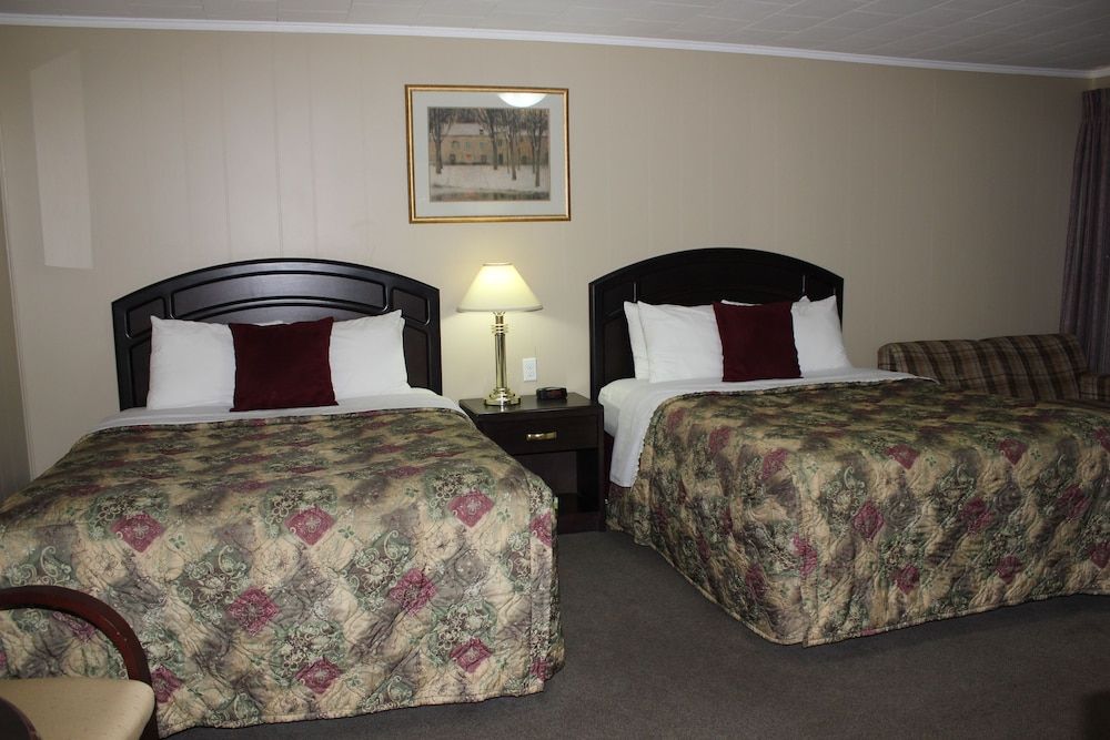 Nights Inn Owen Sound 3