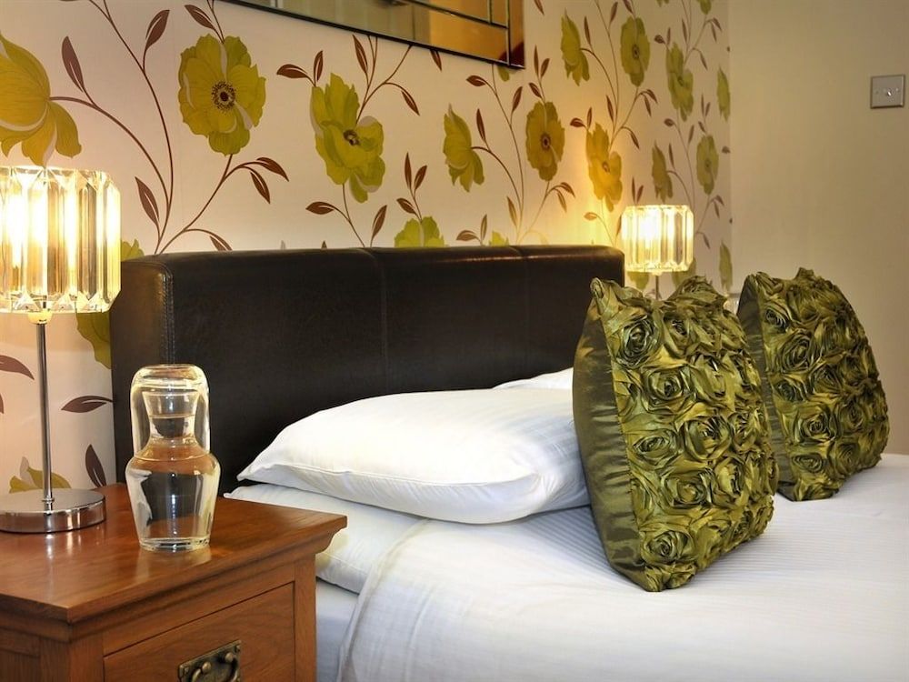 Number 46 Rooms and Apartments 2