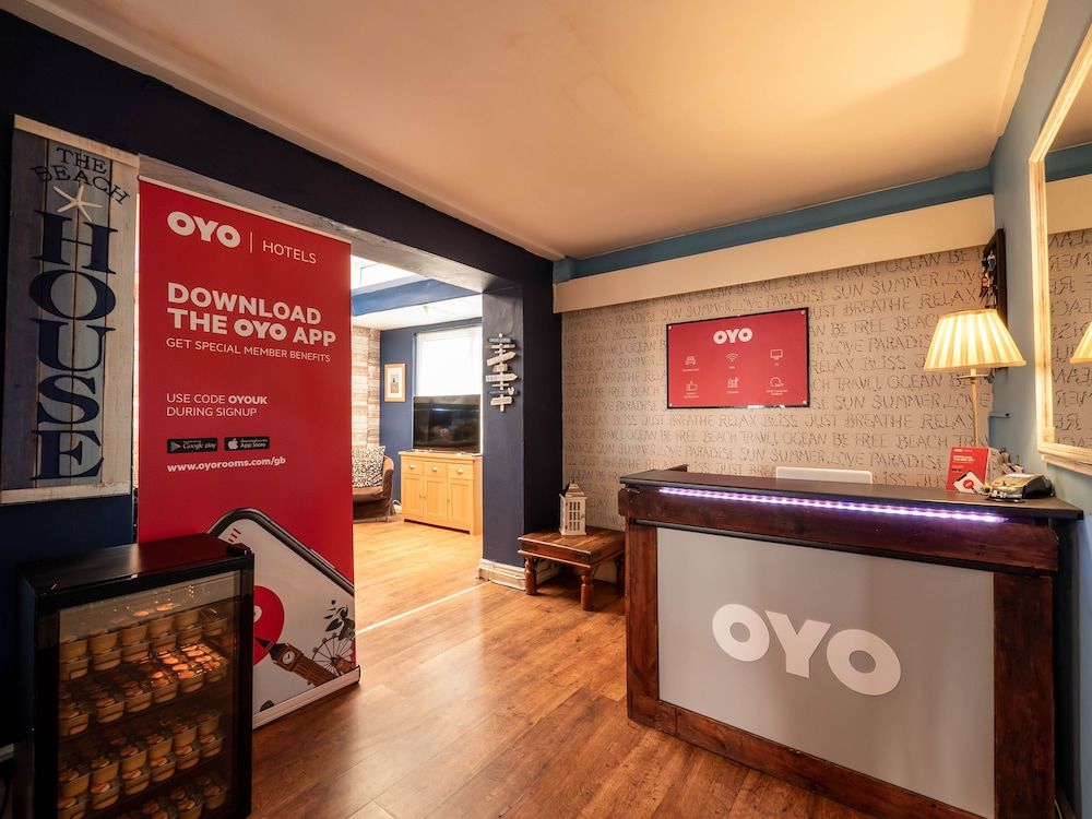 OYO Pier Hotel Rhyl 2