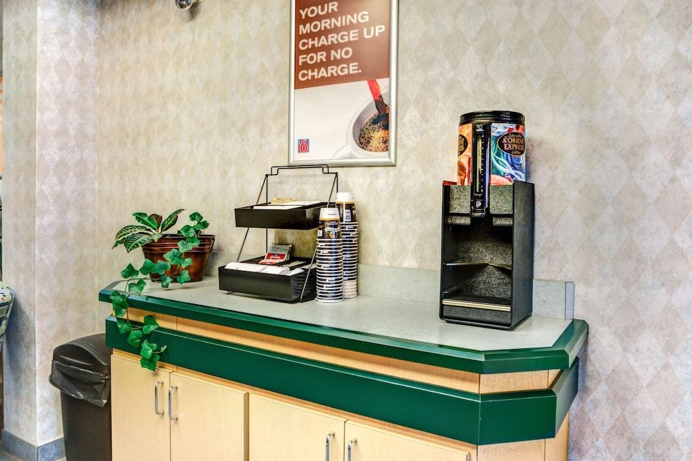 Motel 6 Stony Plain AB 3