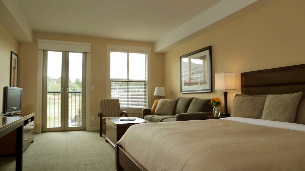 Walnut Beach Resort 2