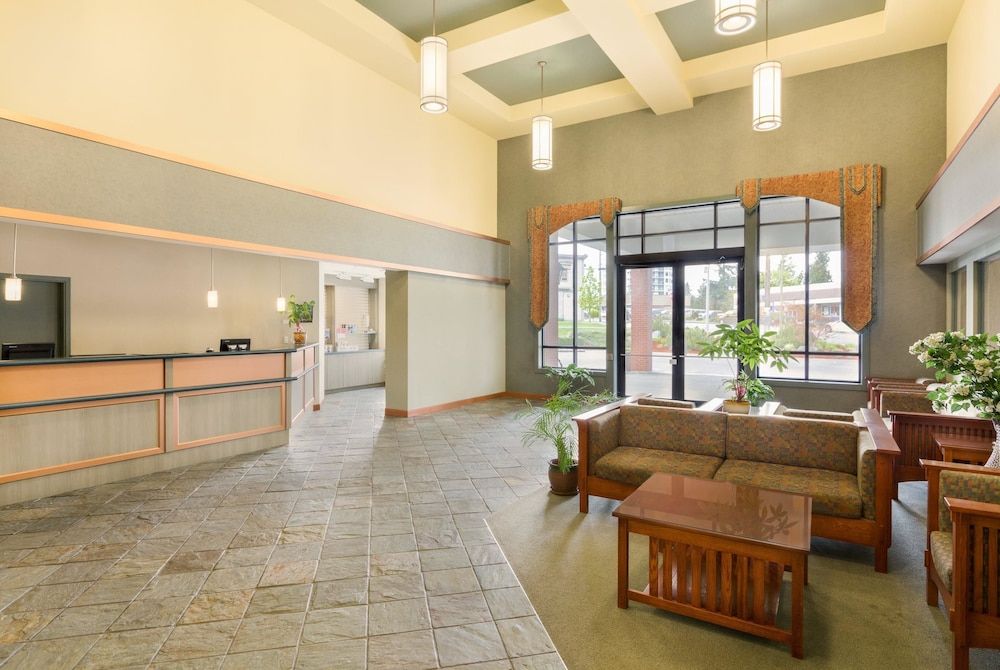 Ramada by Wyndham Nanaimo 2