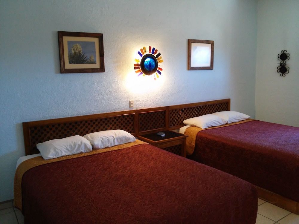 Desert Inn Cataviña 3