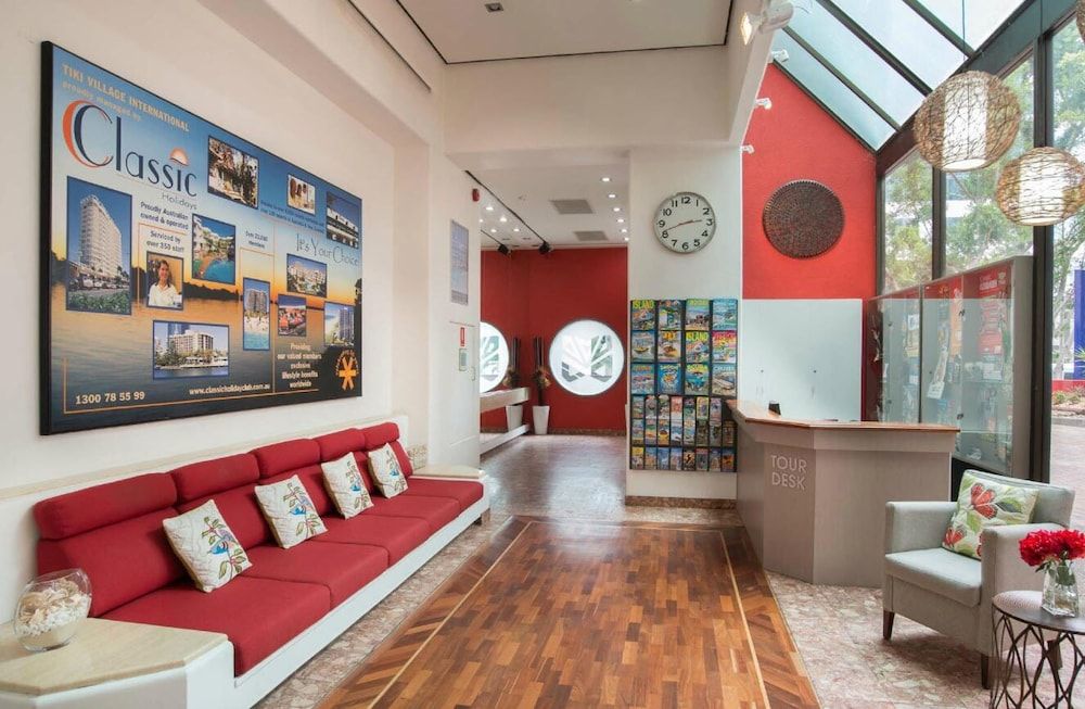 Tiki Hotel Surfers Paradise 2