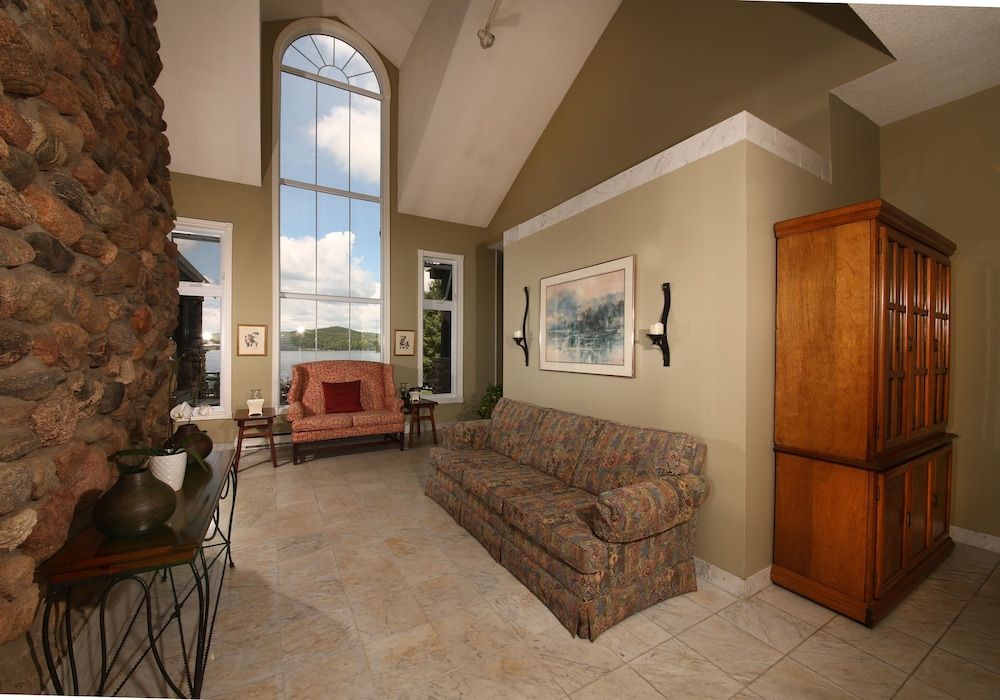 Sir Sam's Inn & Waterspa - Adults Only 2