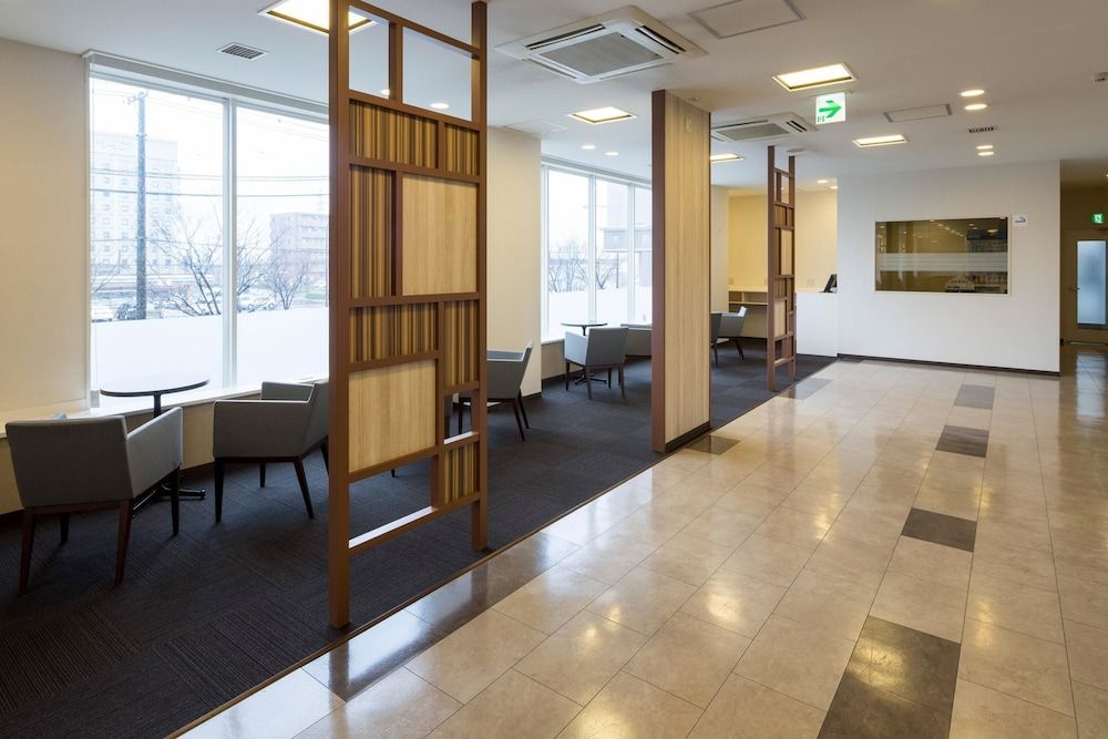 Comfort Hotel Tsubamesanjo 3