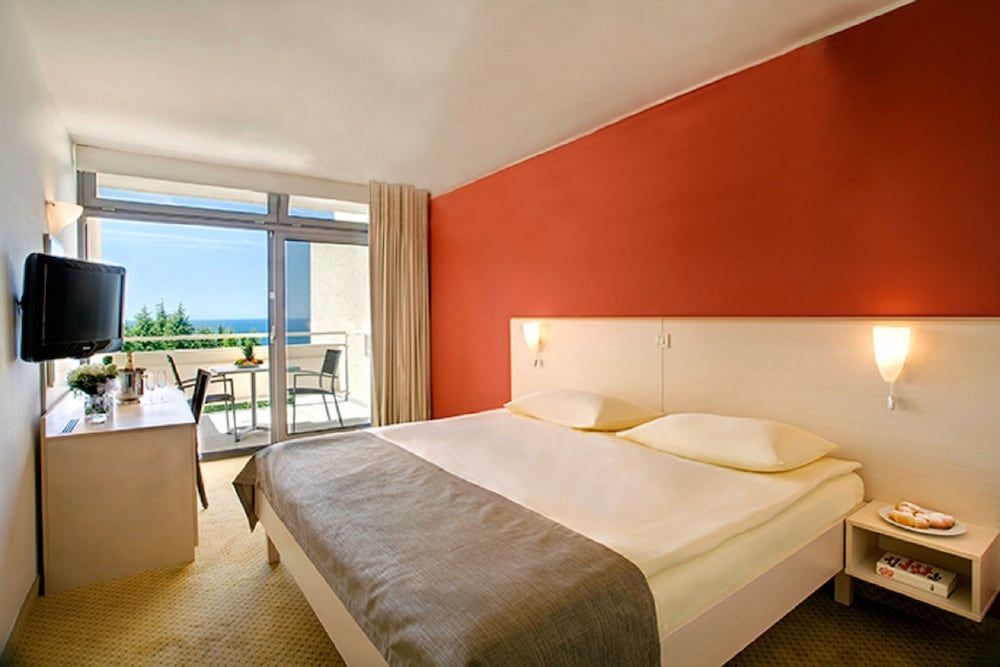 Rubin Sunny Hotel by Valamar 3