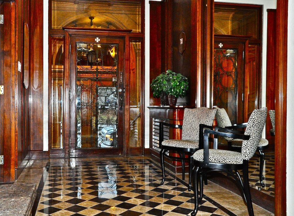 Le Manoir d'Auteuil 2 Le Manoir d'Auteuil 2