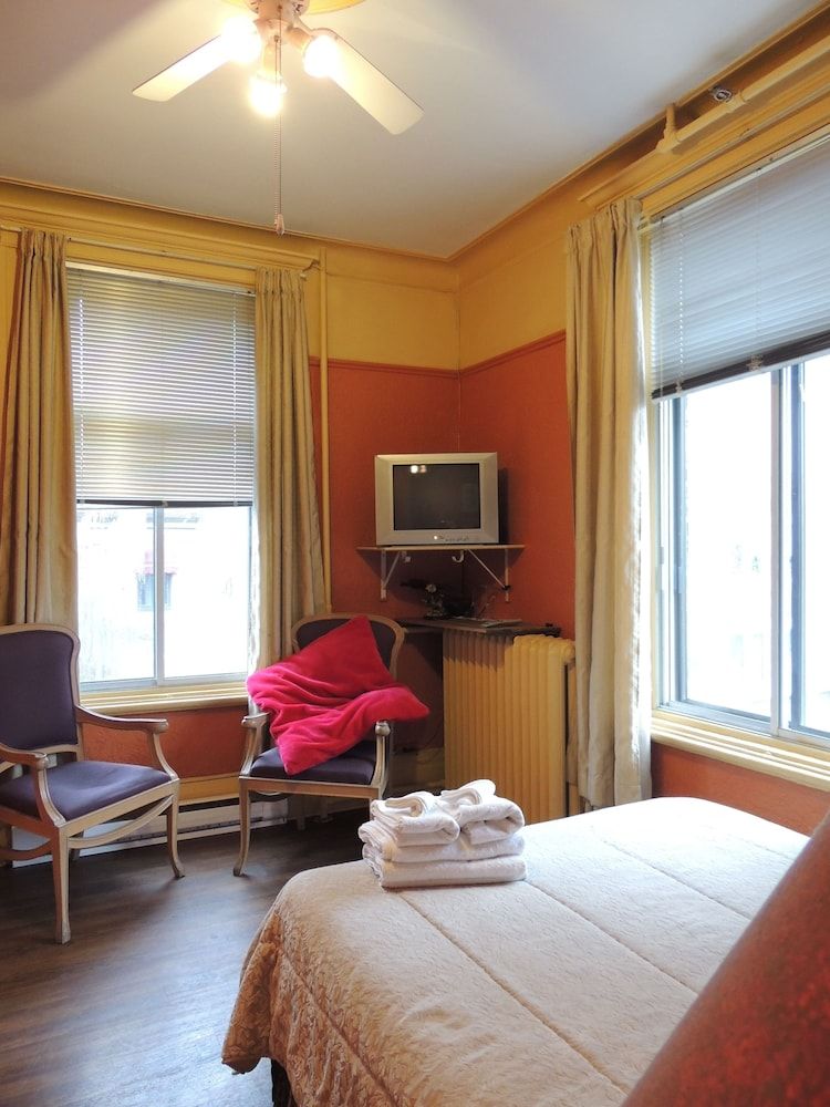 Hotel Arena Palace Montreal 3