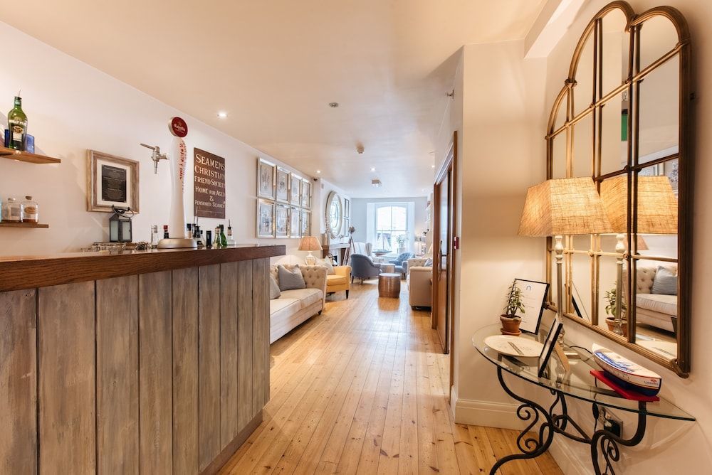 The Old Quay House Hotel 3